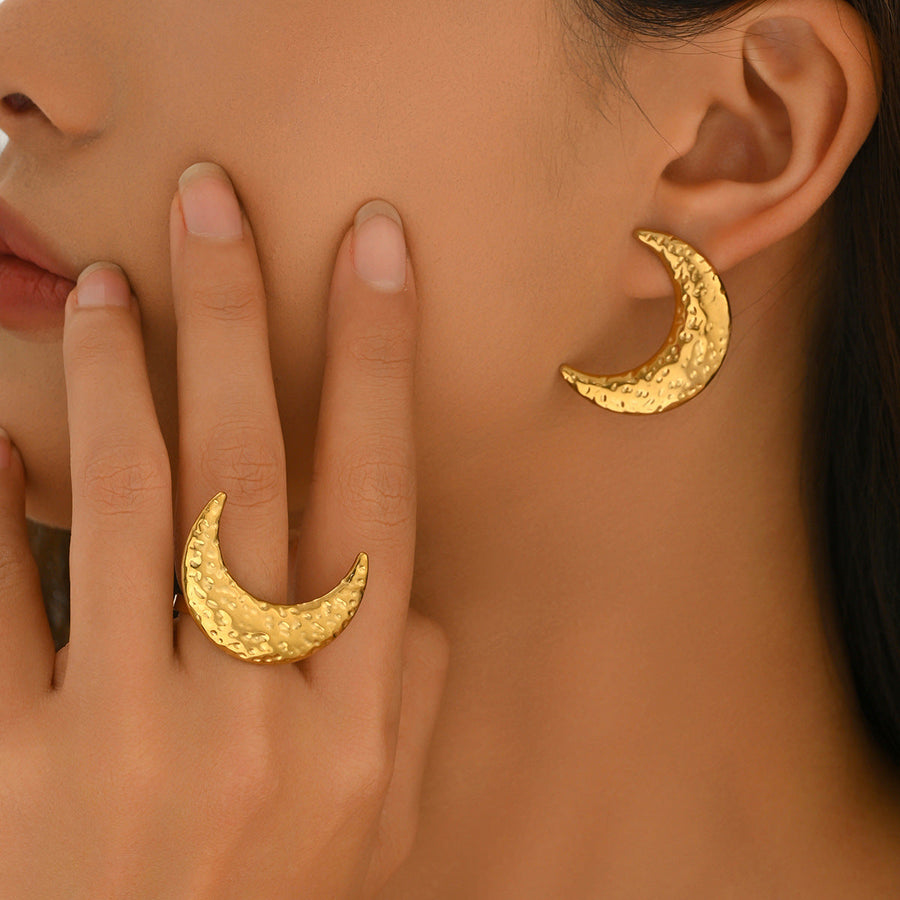 Jewelry from the ANGLOOP statement earrings collection