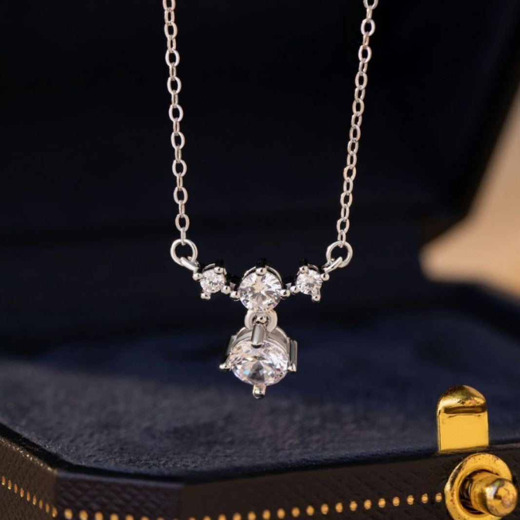 Sterling Silver Laurel and Star Necklace – Zircon Accents