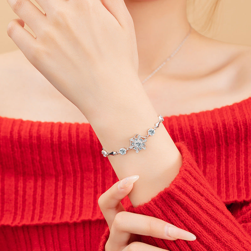 Snowflake Sterling Silver 925 Rotating Bracelet Women's Light Luxury High-Grade Christmas Zircon Bracelet Ins Style Star Bracelet