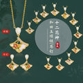 Schmuck aus 925er Sterlingsilber – Blüte und Kleid und Hetian-Jade