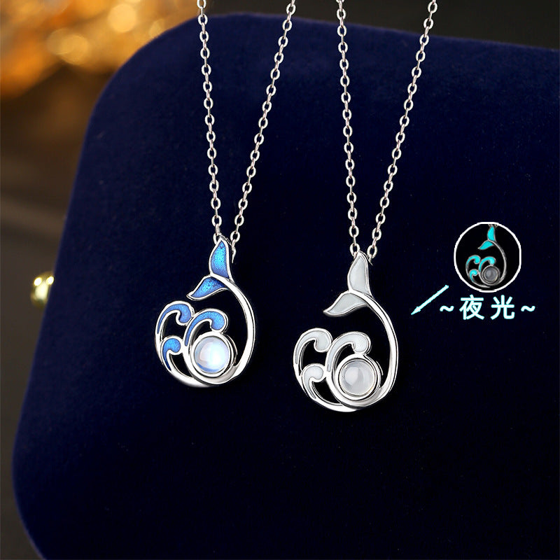 Luminous Sterling Silver Necklace – Moonstone – enamel detail