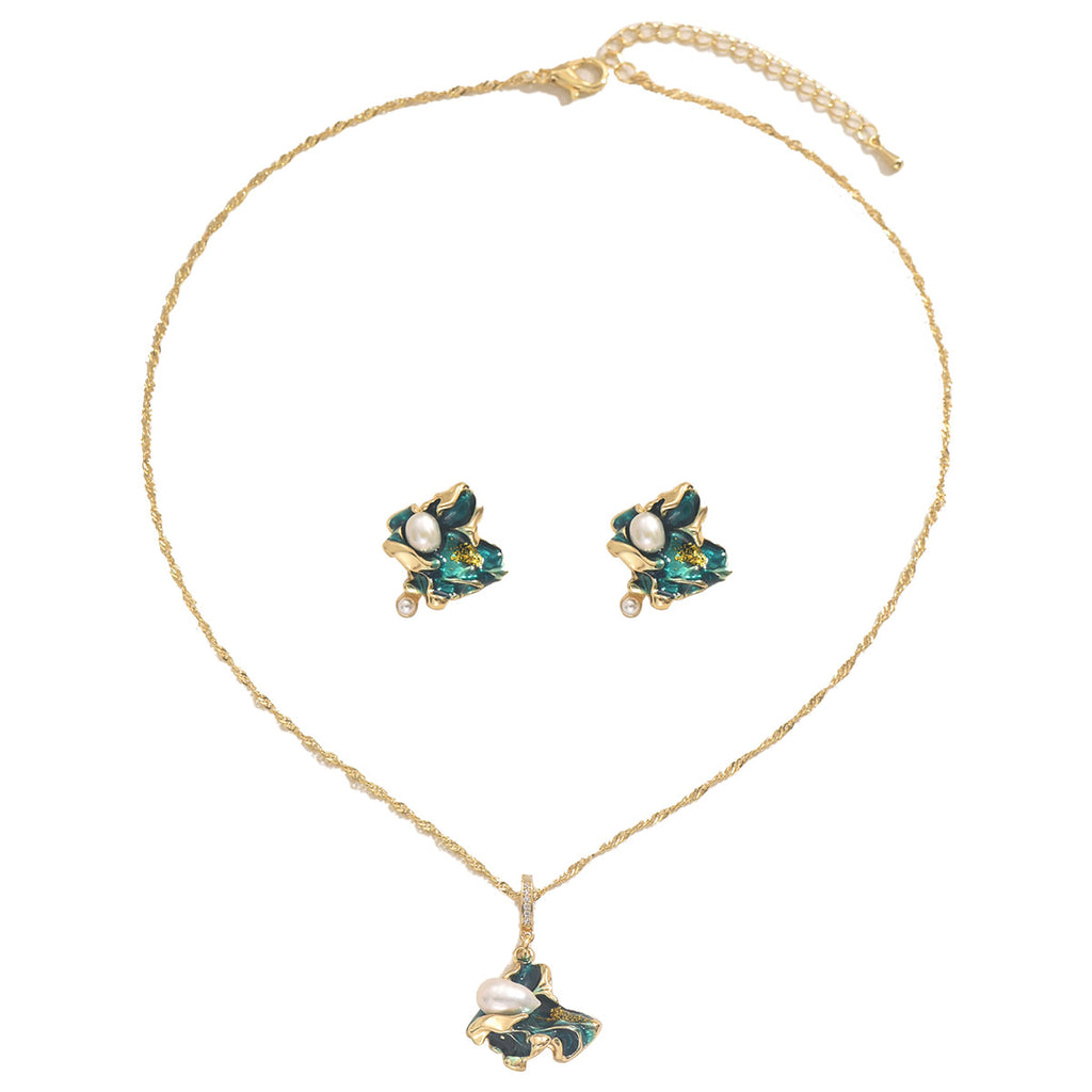 Green Flower and Pearl-Effect Jewelry — product image 5