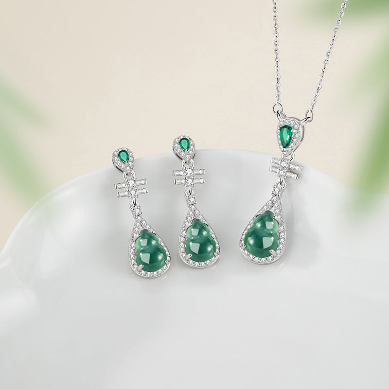 Biżuteria ze srebra próby 925 – tykwa i jade