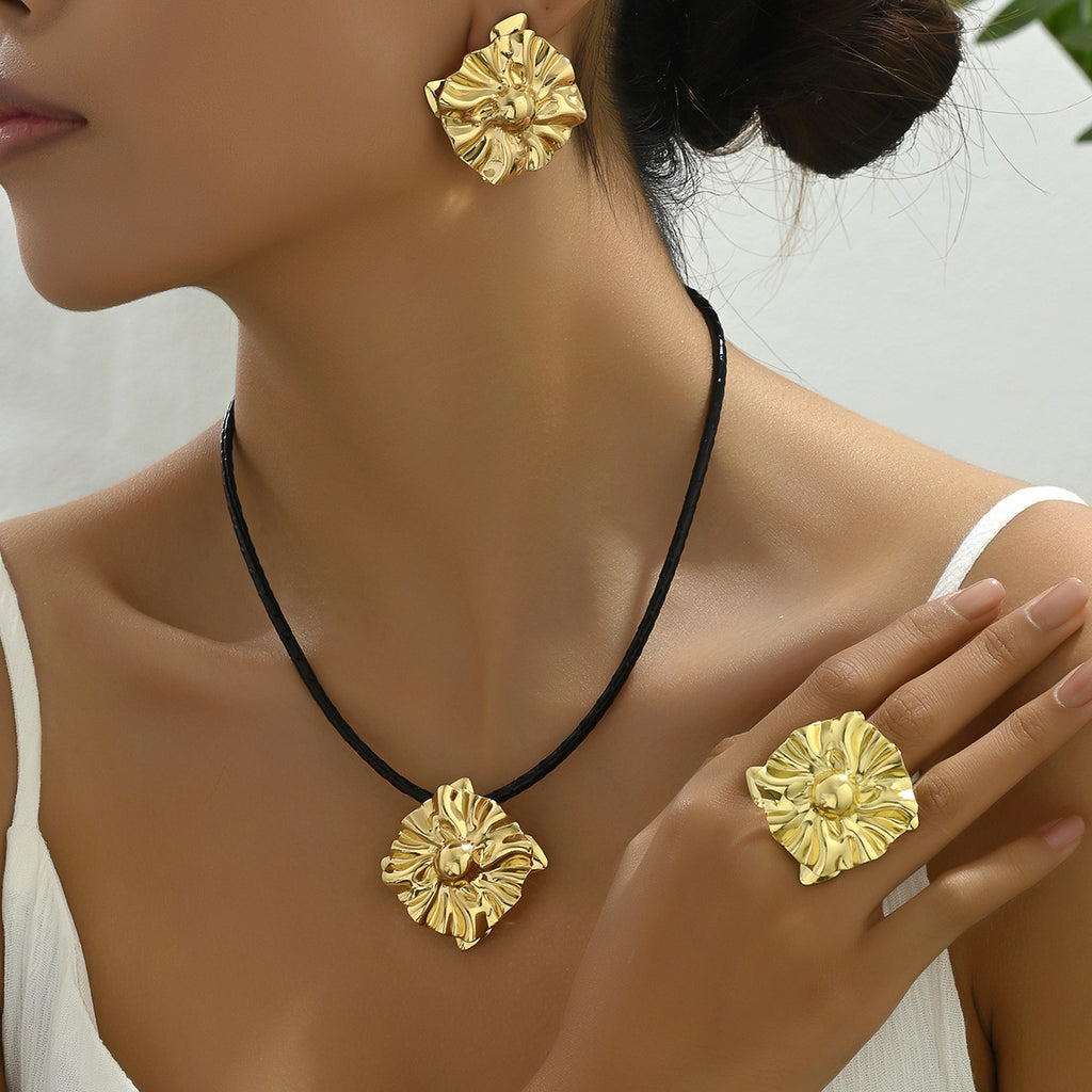 Folded Square-Flower Cord Jewelry — product image 2