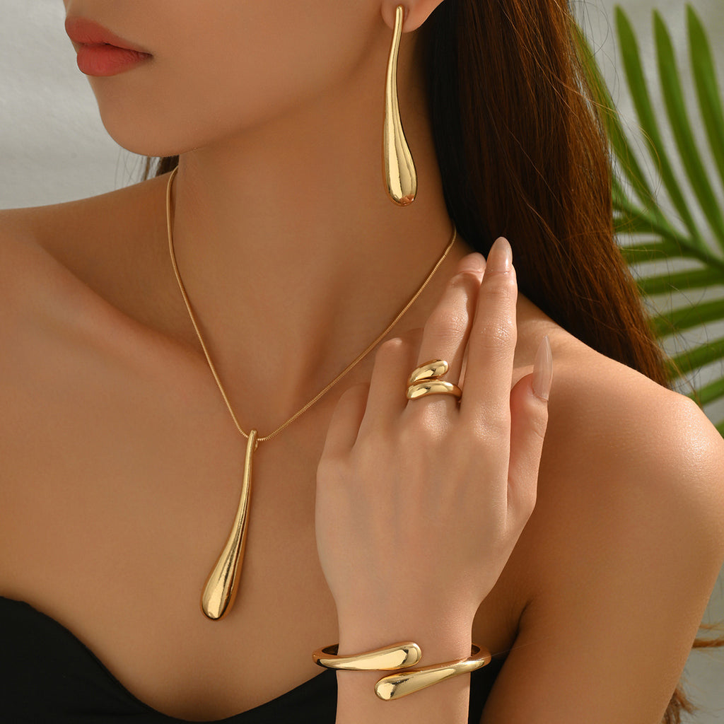 Elongated Liquid Drop Jewelry