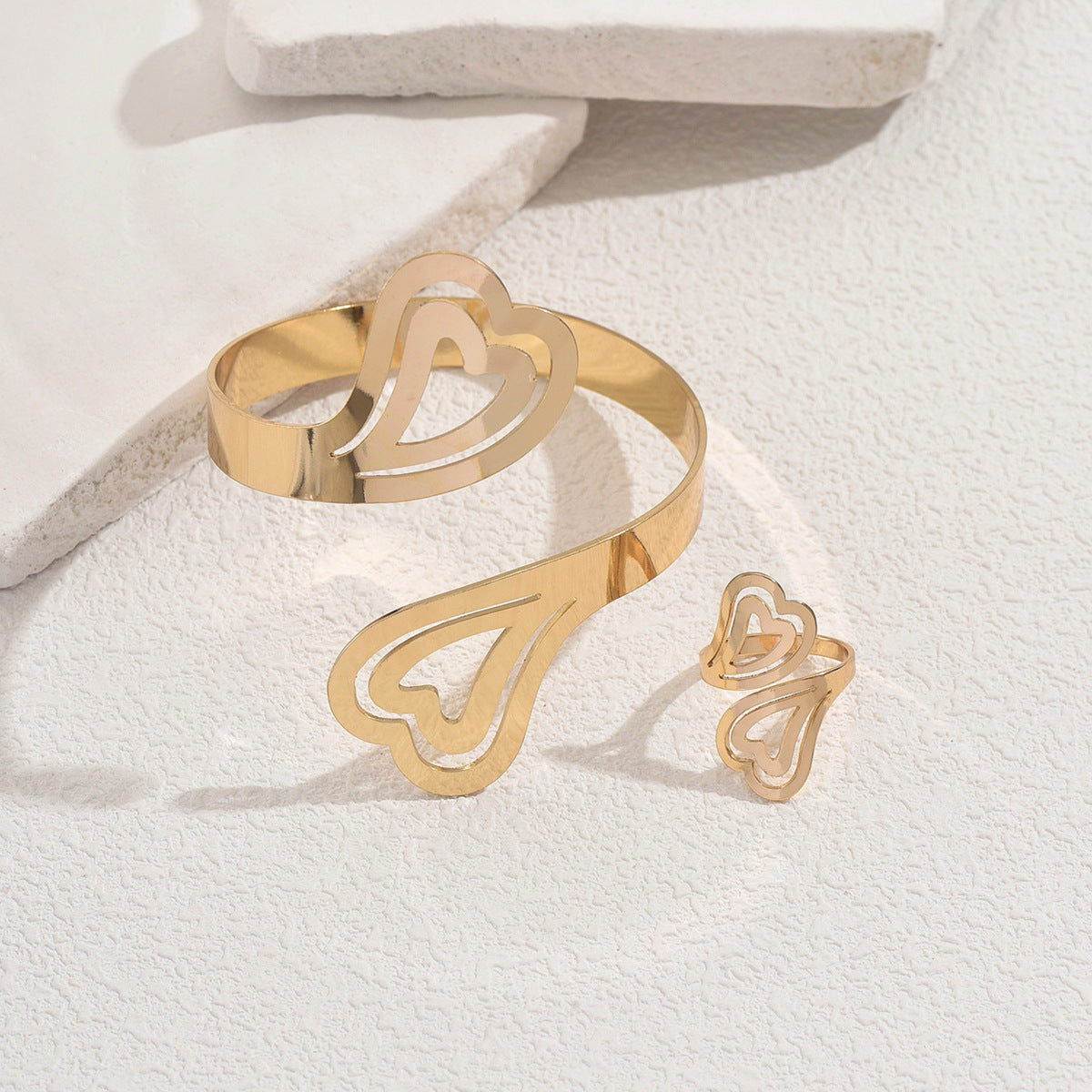 Double-Outline Heart Cuff Jewelry — product image 3