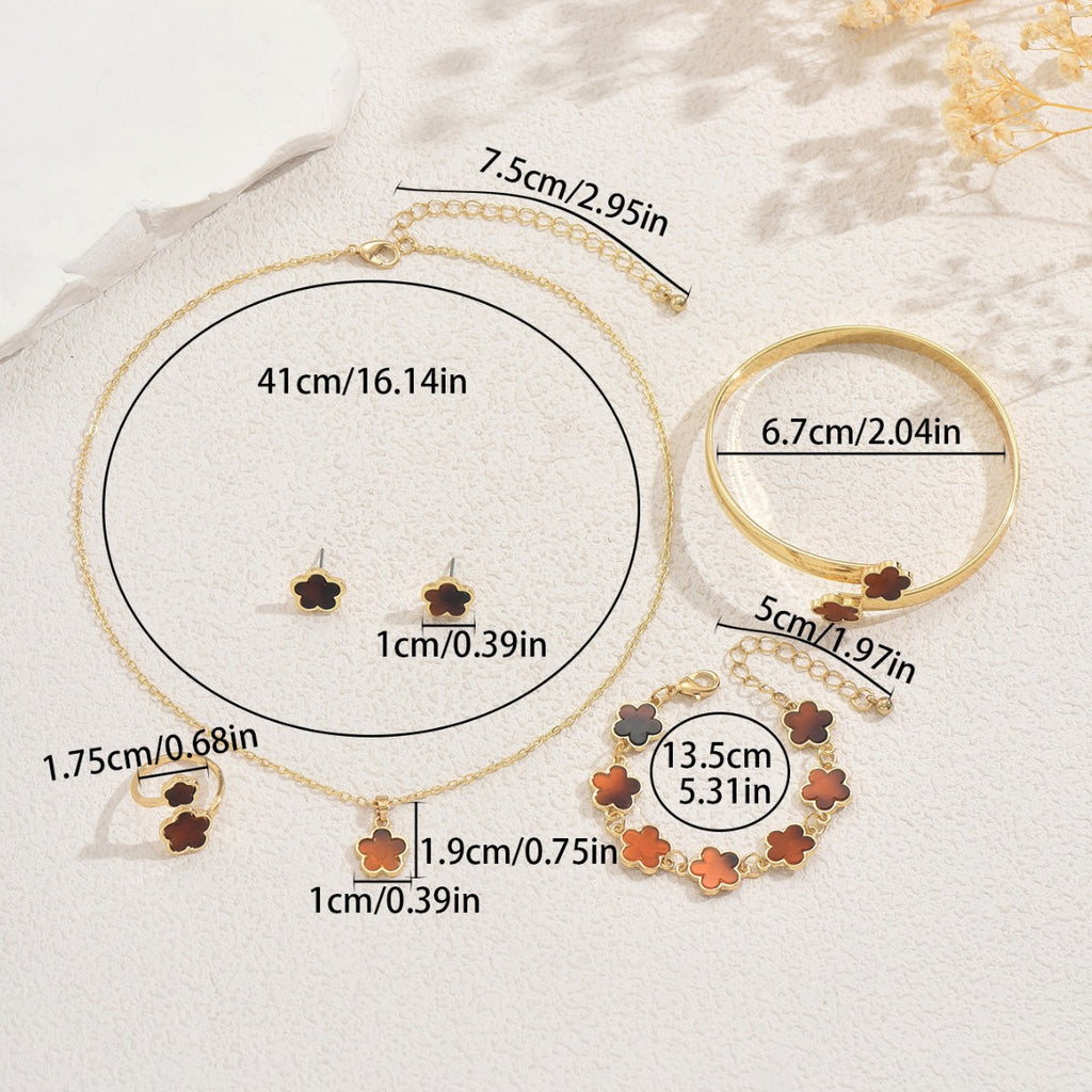 Tiny Clover Jewelry — product image 4