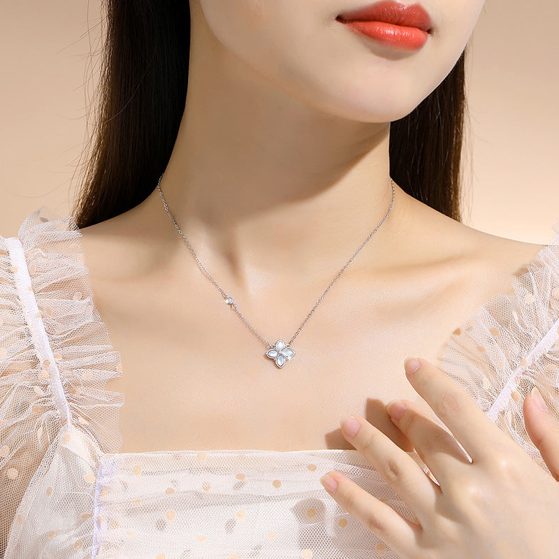 Lucky Clover Sterling Silver 925 Necklace Female Niche Design Light Luxury Zircon Clavicle Chain Ins Style Flower Pendant