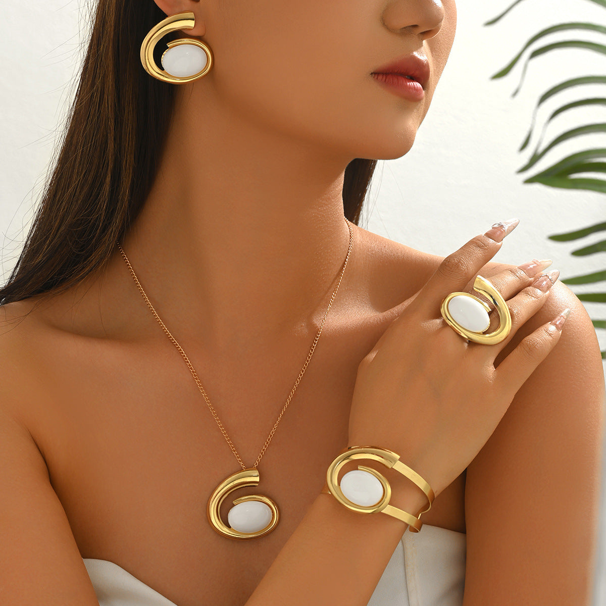 Oval Cabochon-Effect Jewelry — product image 2