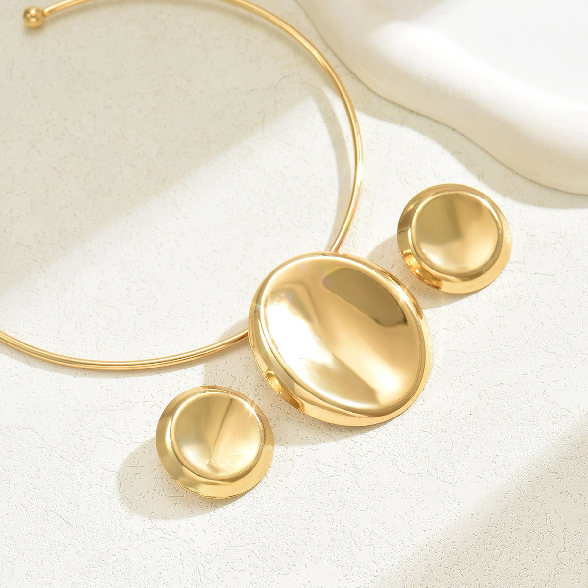 Polished Oval Collar Jewelry — product image 3