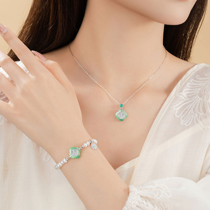 Sterling Silver Clover Jewelry – Chalcedony