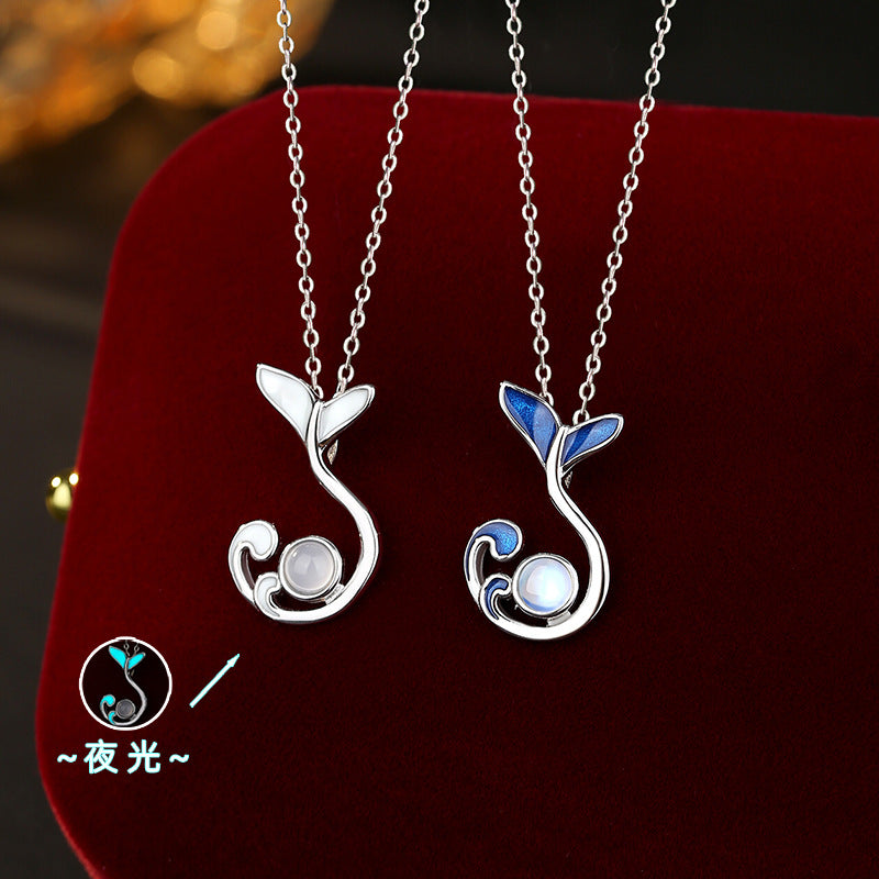 Luminous Sterling Silver Necklace – Moonstone – enamel detail