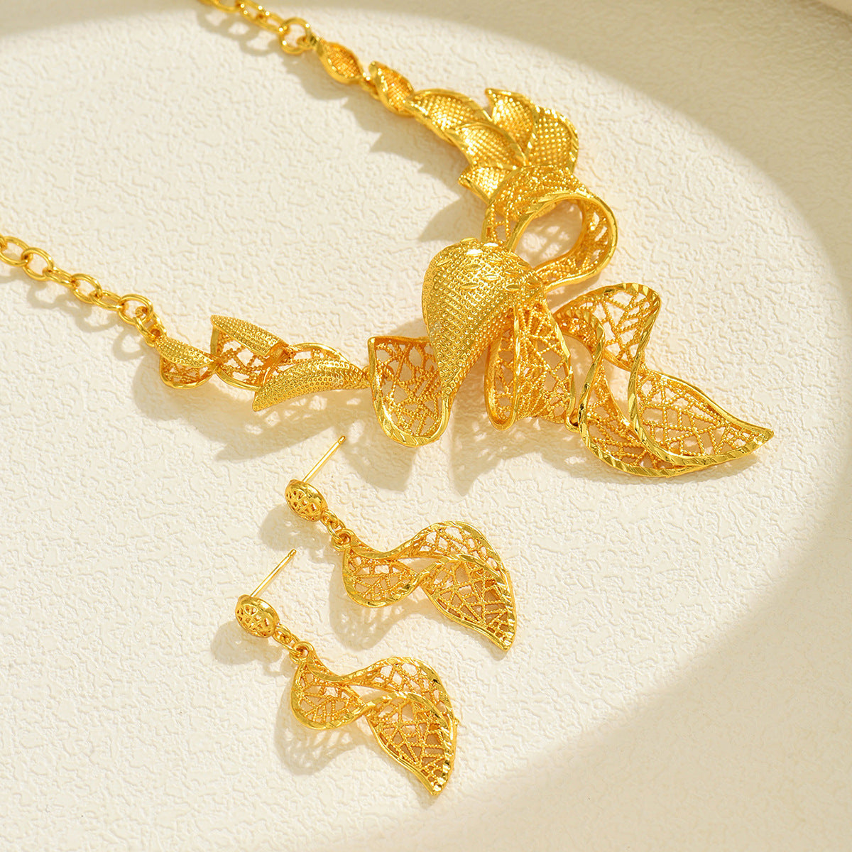 Twisted Leaf Statement Jewelry — product image 3