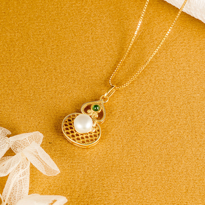 Sterling Silver Necklace – Pearl Detail – openwork detail