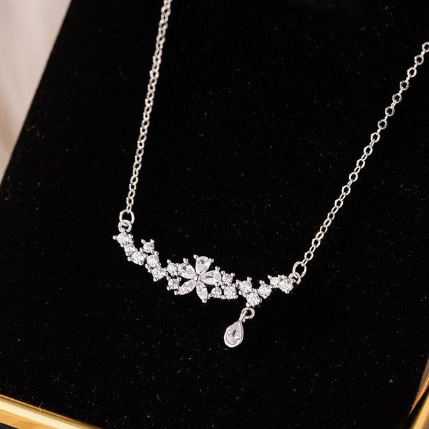 Flower Pure Silver 999 Necklace Female Niche Design Light Luxury Star Tassel Clavicle Chain Ins Laurel Goddess Pendant