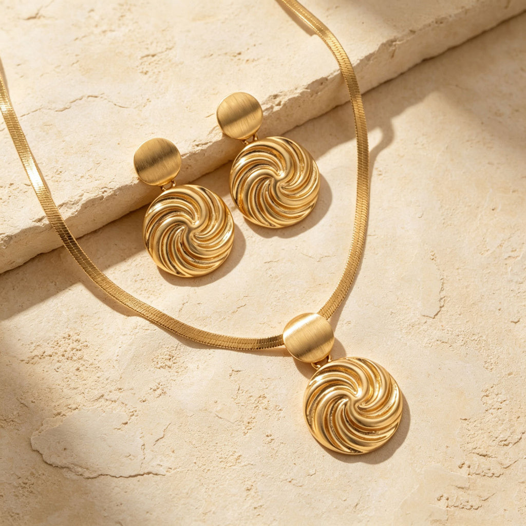 Swirled Disc Collar Jewelry — product image 4