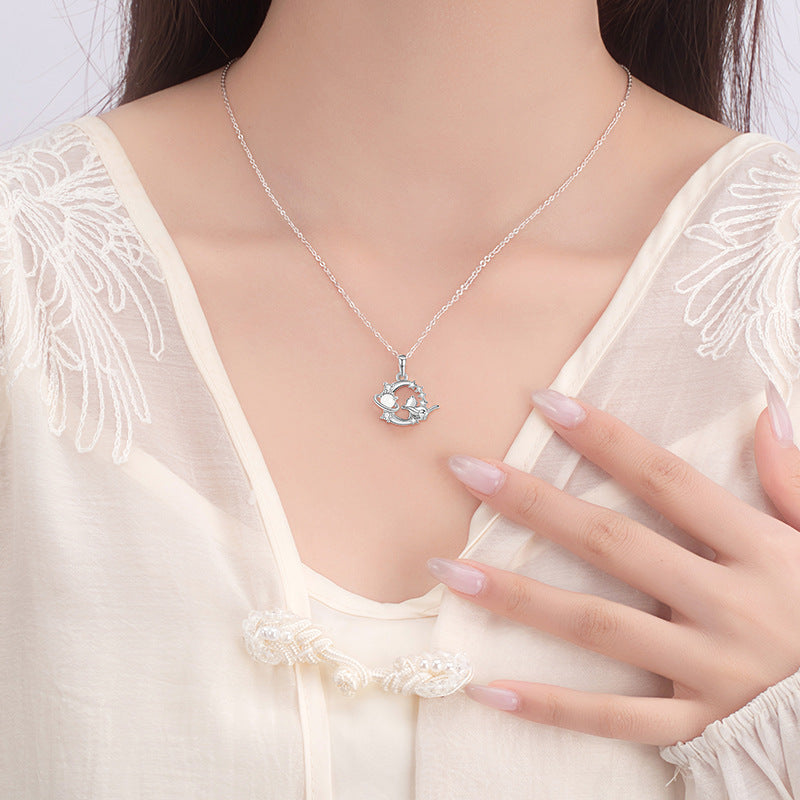 Original S925 Sterling Silver Moon Cat Necklace Female Inlaid White Agate Fashion Clavicle Chain Niche Ins Style Necklace