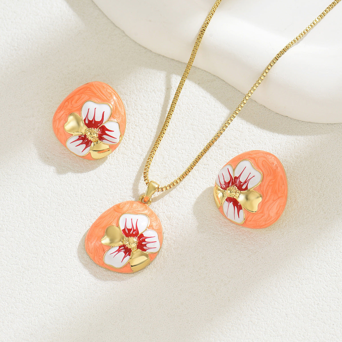 Pink Floral Disc Jewelry — product image 3