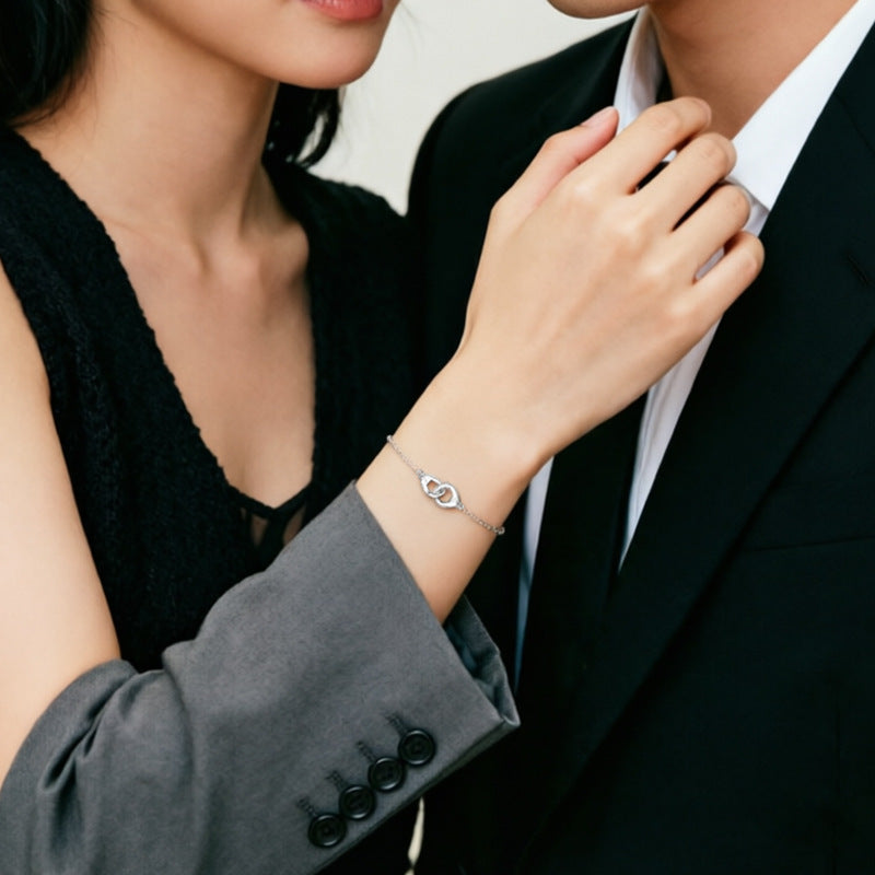Light Luxury Niche Concentric Lock Couple Bracelet S925 Sterling Silver Handcuffs Design Sense Valentine's Day Gift Factory Wholesale