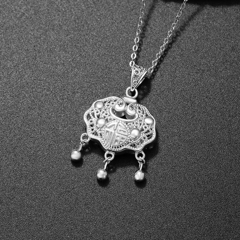 Xiangyun Ruyi Pure Silver 999 Necklace New Chinese Style Light Luxury Lucky Brand Clavicle Chain Ins Wind Bell Longevity Lock Pendant