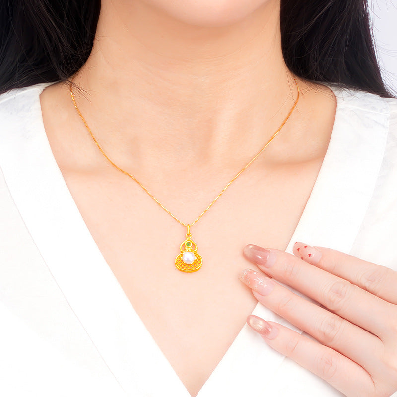 Sterling Silver Necklace – Pearl Detail – openwork detail
