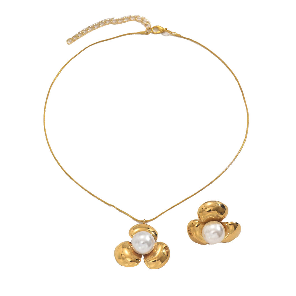 Flower and Pearl-Effect Jewelry — product image 5