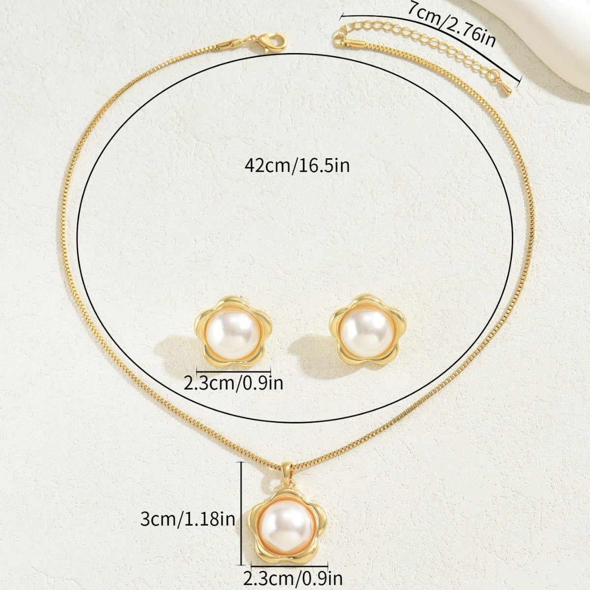 Round Pearl-Effect Halo Jewelry — product image 3