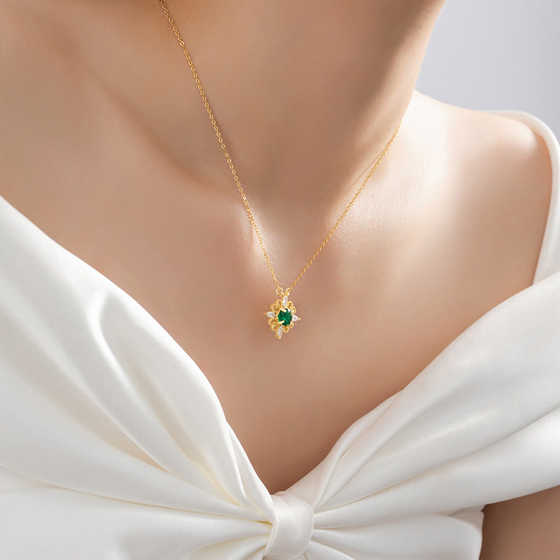 Original Clover Sterling Silver 925 Necklace Female Niche Design Light Luxury Zircon Clavicle Chain Ins Style Love Pendant