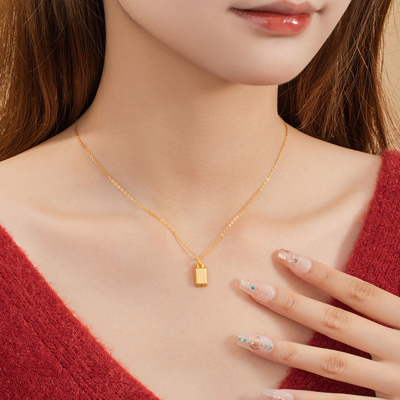 Rich Small Gold Brick S925 Sterling Silver Necklace Niche Design Light Luxury Gold Clavicle Chain Ins Small Gold Bar Pendant
