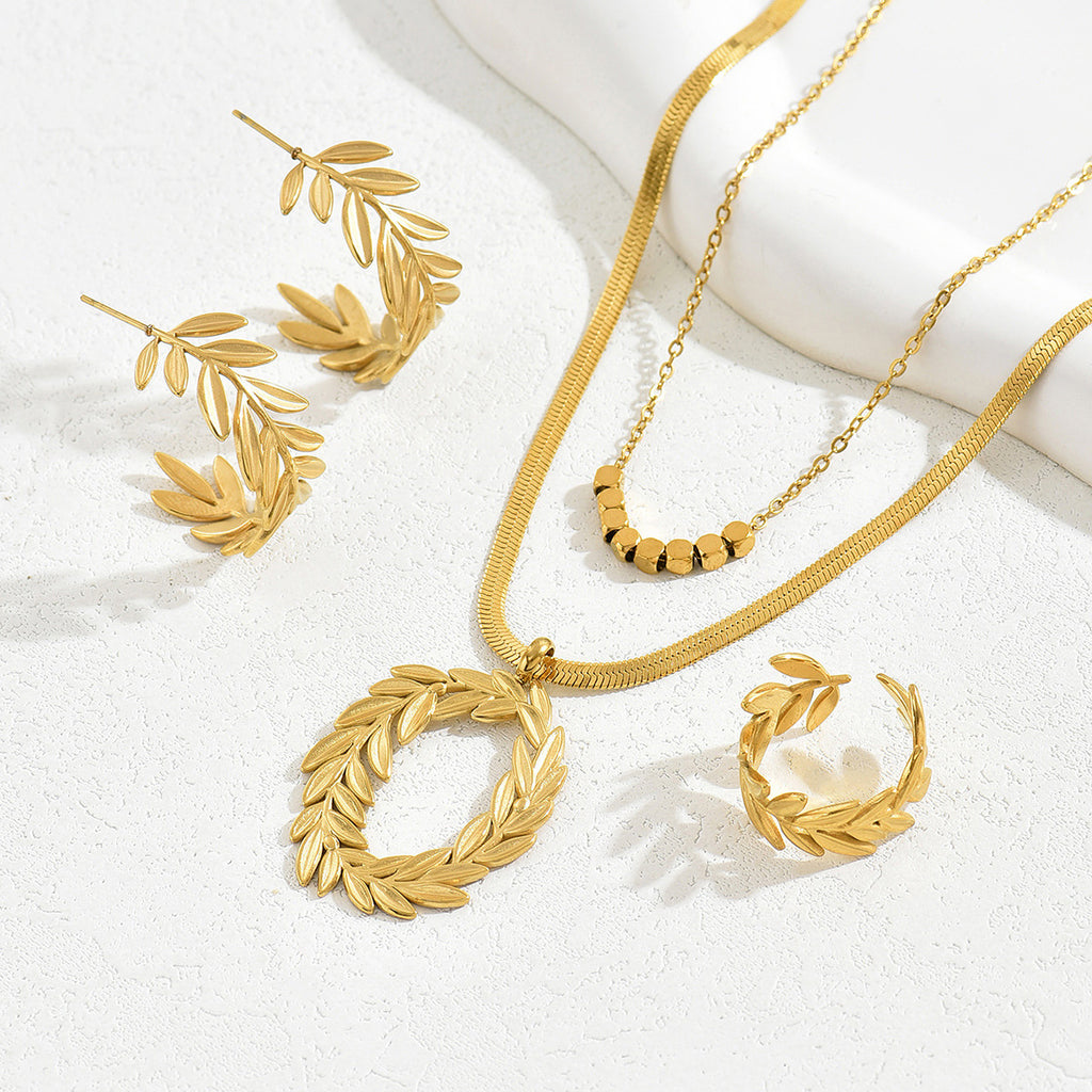Wreath Pendant Jewelry — product image 3