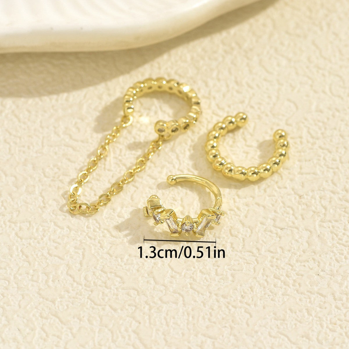 Chain-Linked Ear Cuff Jewelry — product image 4
