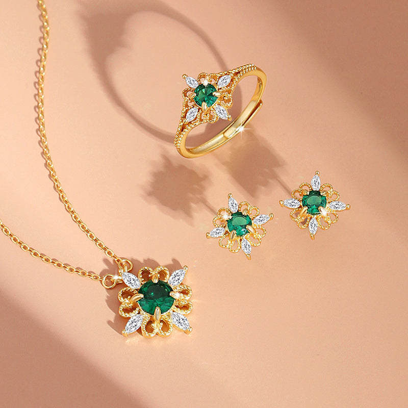 Original Clover Sterling Silver 925 Stud Earrings Female Niche Design Light Luxury Zircon Earrings Ins Style Lovely Earrings