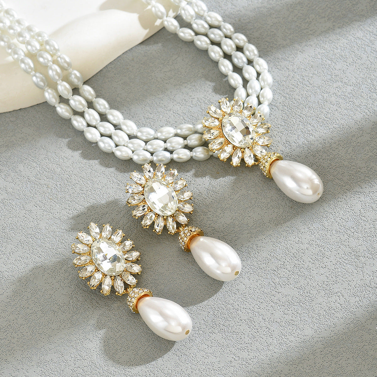 Pearl-Effect Occasion Jewelry — product image 3