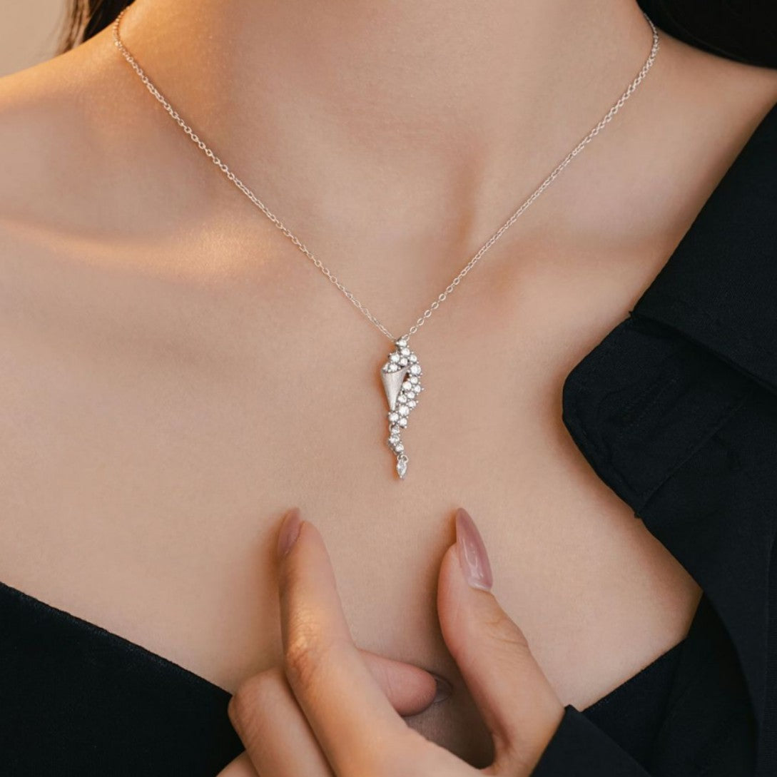 Star Pendant Hourglass Sterling Silver 925 Necklace Women's Light Luxury High-Grade Star Zircon Clavicle Chain Ins Style Starry Pendant