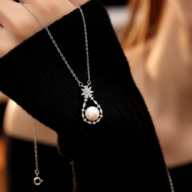 Sterling Silver Snowflake and Teardrop Necklace – Freshwater Pearl